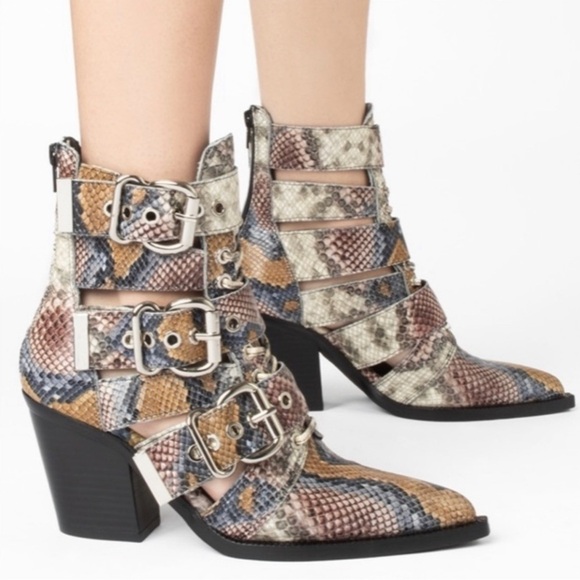 Jeffrey Campbell Cacares Snakeskin Ankle Boots 3 Buckles Moto Chunk Heel SZ 6.5 - Picture 1 of 15